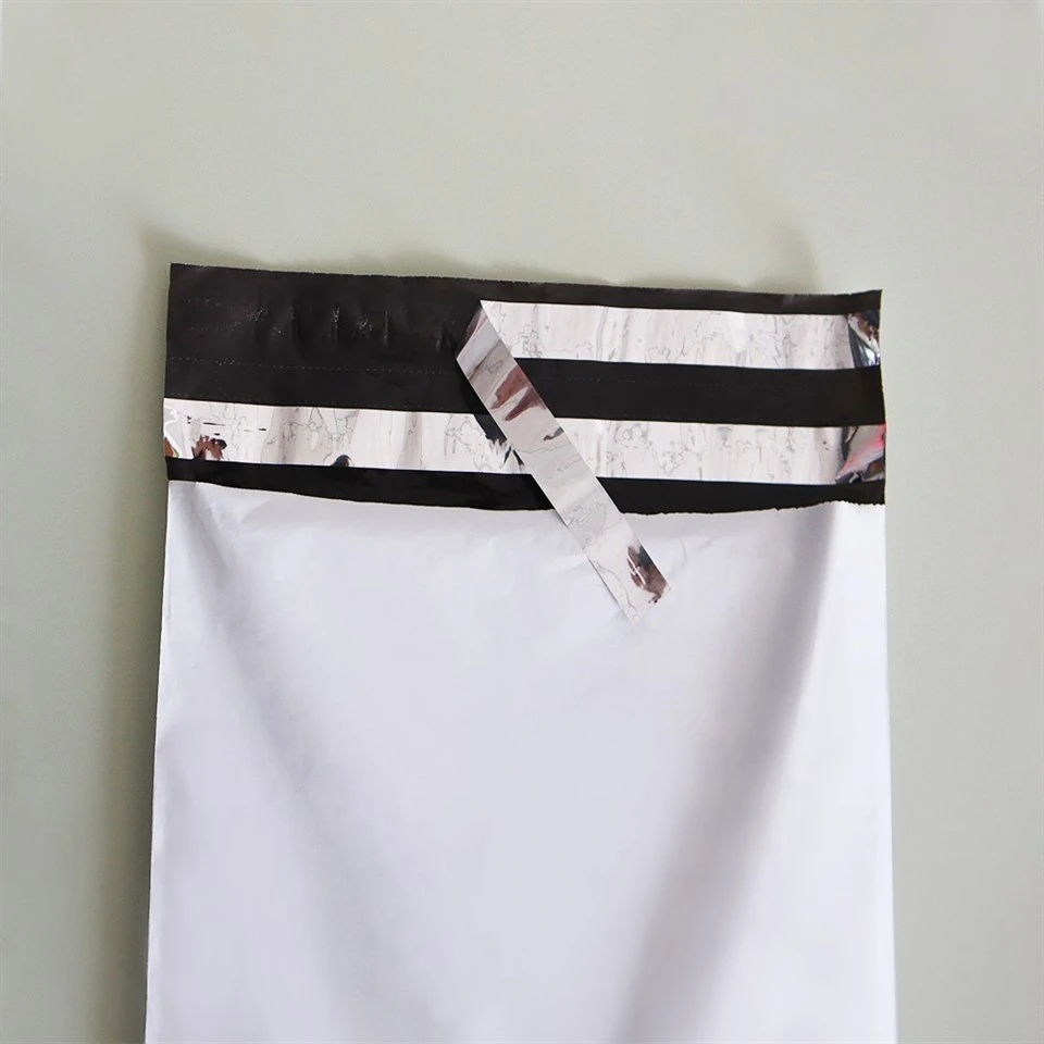 Handheld double-strip mailing bag